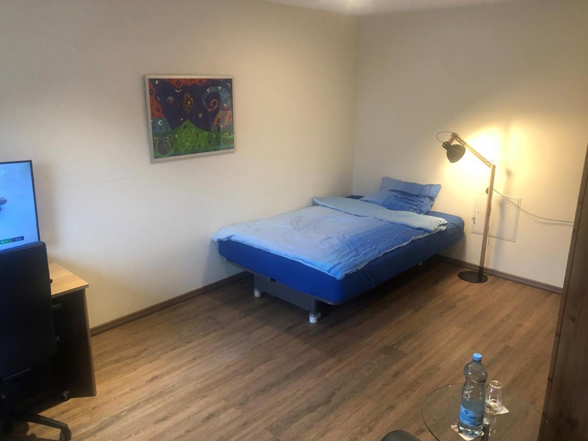 Calm Spacy Room, Own Modern Bath, Near Center, To 1 Person Or A Couple - Not Suitable For Craftsmen, Not Accepted - Privatly Rented Nuremberg Ngoại thất bức ảnh