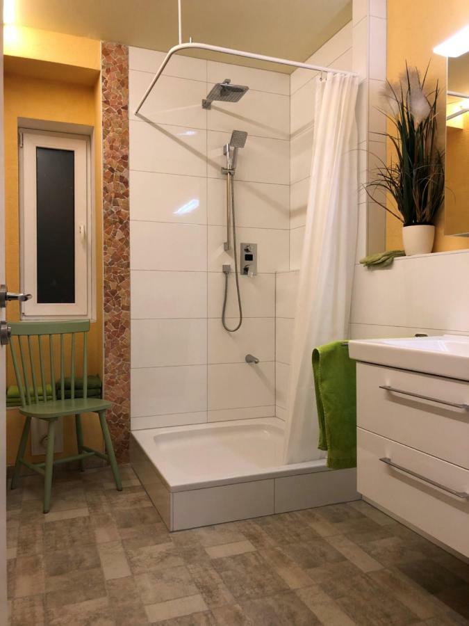 Calm Spacy Room, Own Modern Bath, Near Center, To 1 Person Or A Couple - Not Suitable For Craftsmen, Not Accepted - Privatly Rented Nuremberg Ngoại thất bức ảnh