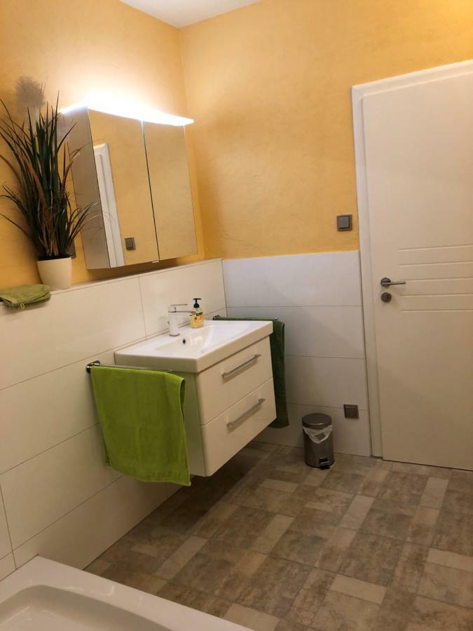 Calm Spacy Room, Own Modern Bath, Near Center, To 1 Person Or A Couple - Not Suitable For Craftsmen, Not Accepted - Privatly Rented Nuremberg Ngoại thất bức ảnh